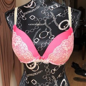 PINK Bra